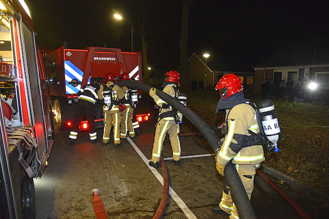 2018/47/20180218-02u37 GB 025 Zeer grote brand Jan van Gentstraat.jpg